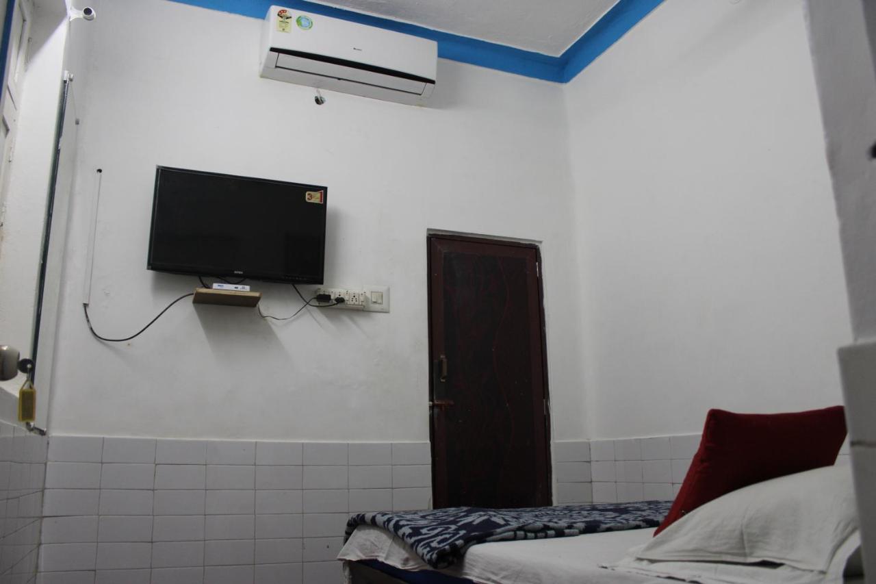 Balaji Guest House ポンディシェリ エクステリア 写真