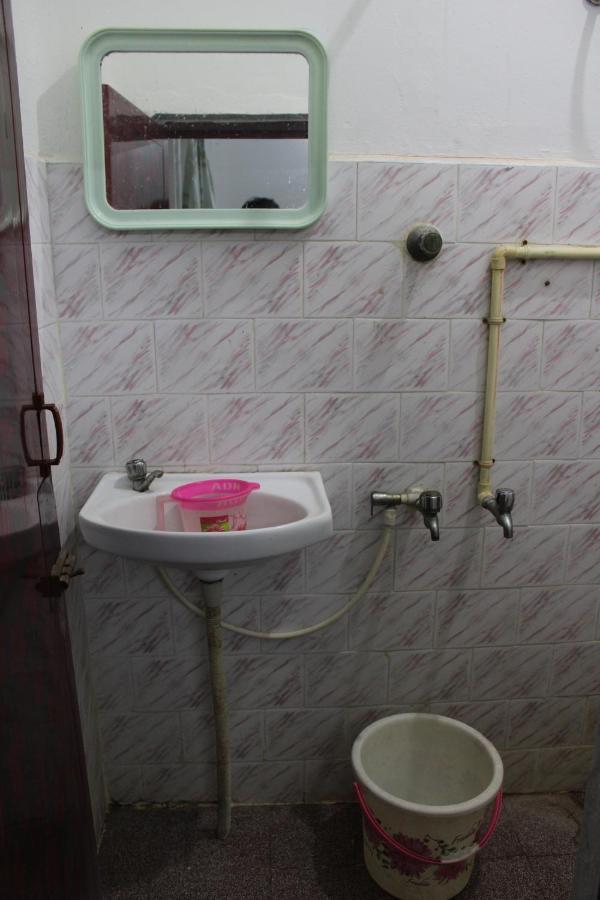 Balaji Guest House ポンディシェリ エクステリア 写真