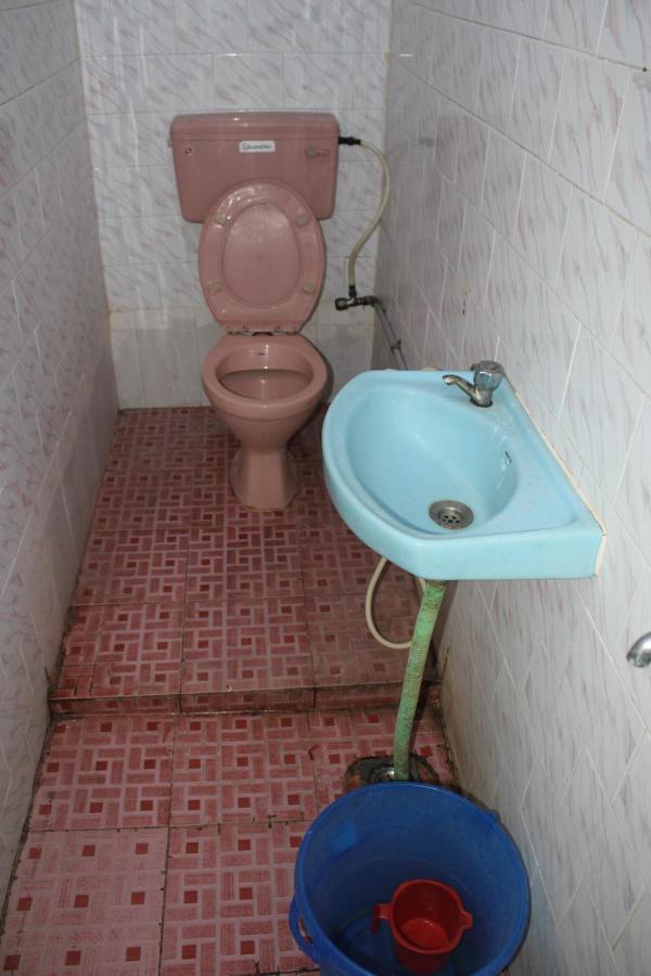 Balaji Guest House ポンディシェリ エクステリア 写真