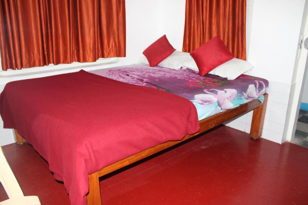 Balaji Guest House ポンディシェリ エクステリア 写真